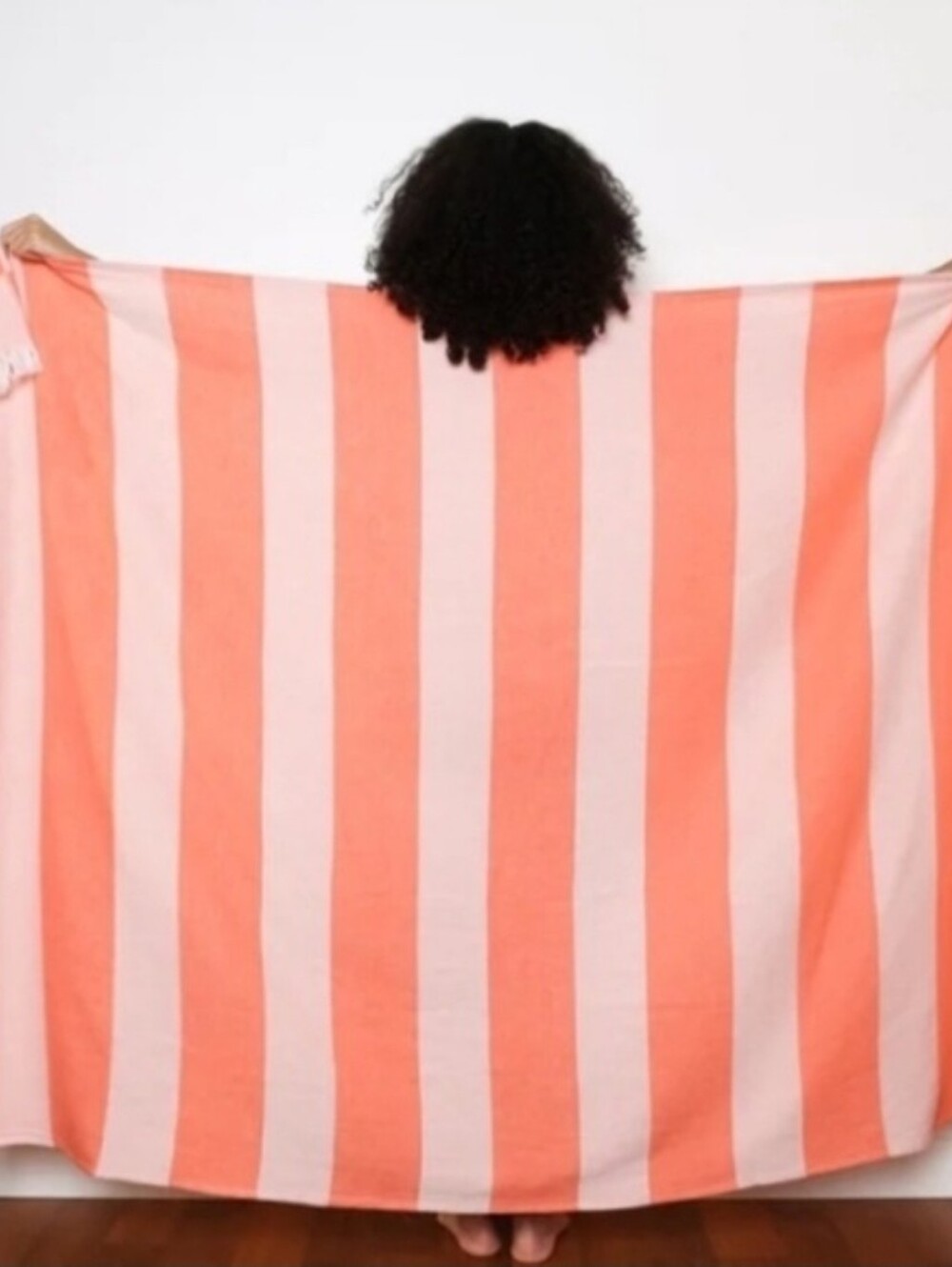 TOFINO Striped Blanket Towel - Jilly Box - BRAND NEW - Picture 3 of 5